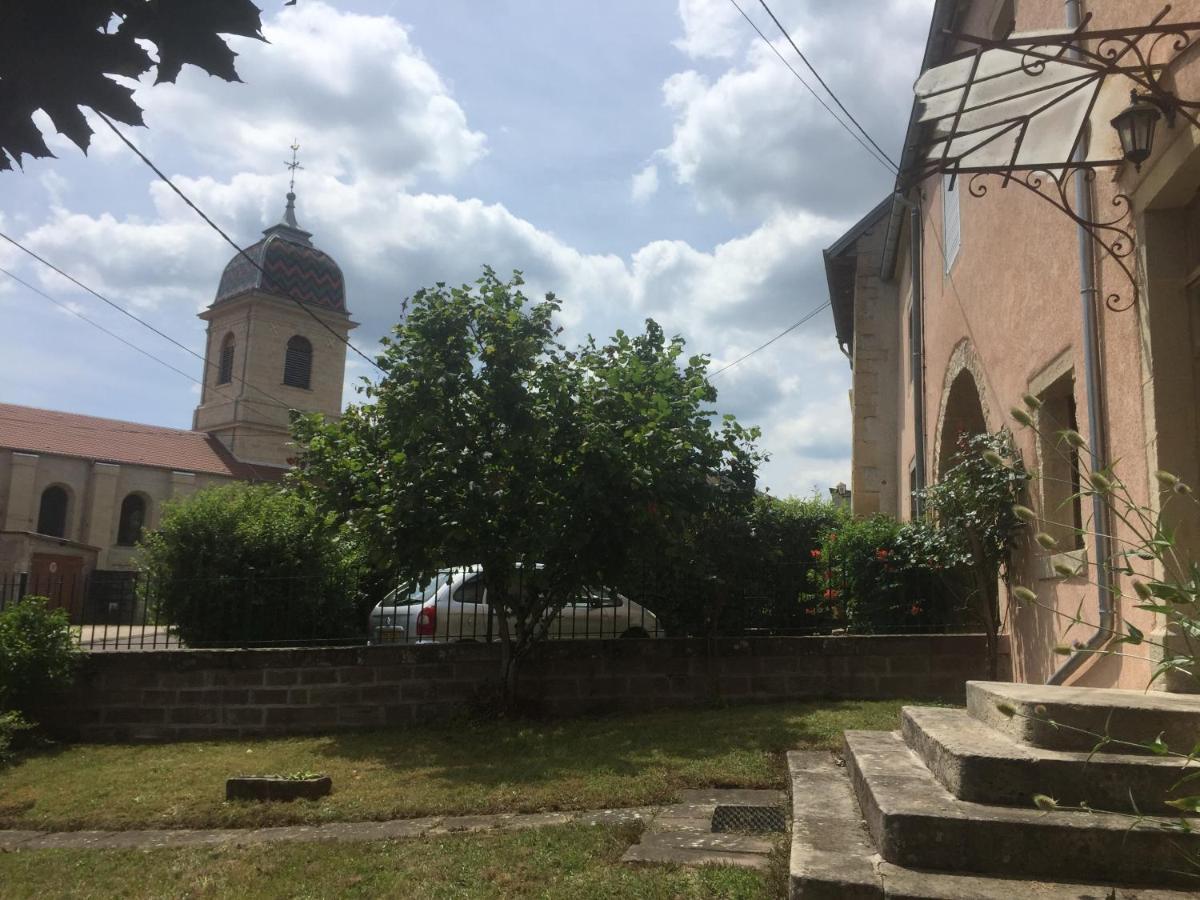 Les Deux Licornes Vila Anchenoncourt-et-Chazel Exterior foto