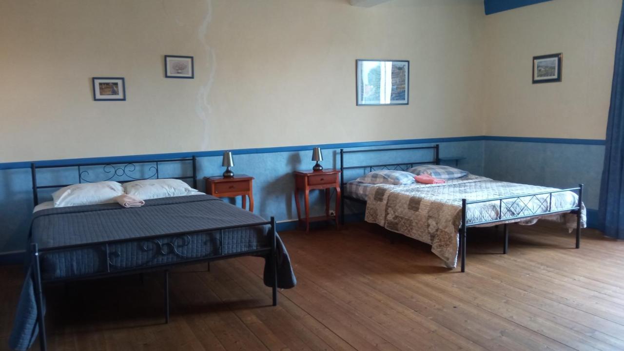 Les Deux Licornes Vila Anchenoncourt-et-Chazel Exterior foto